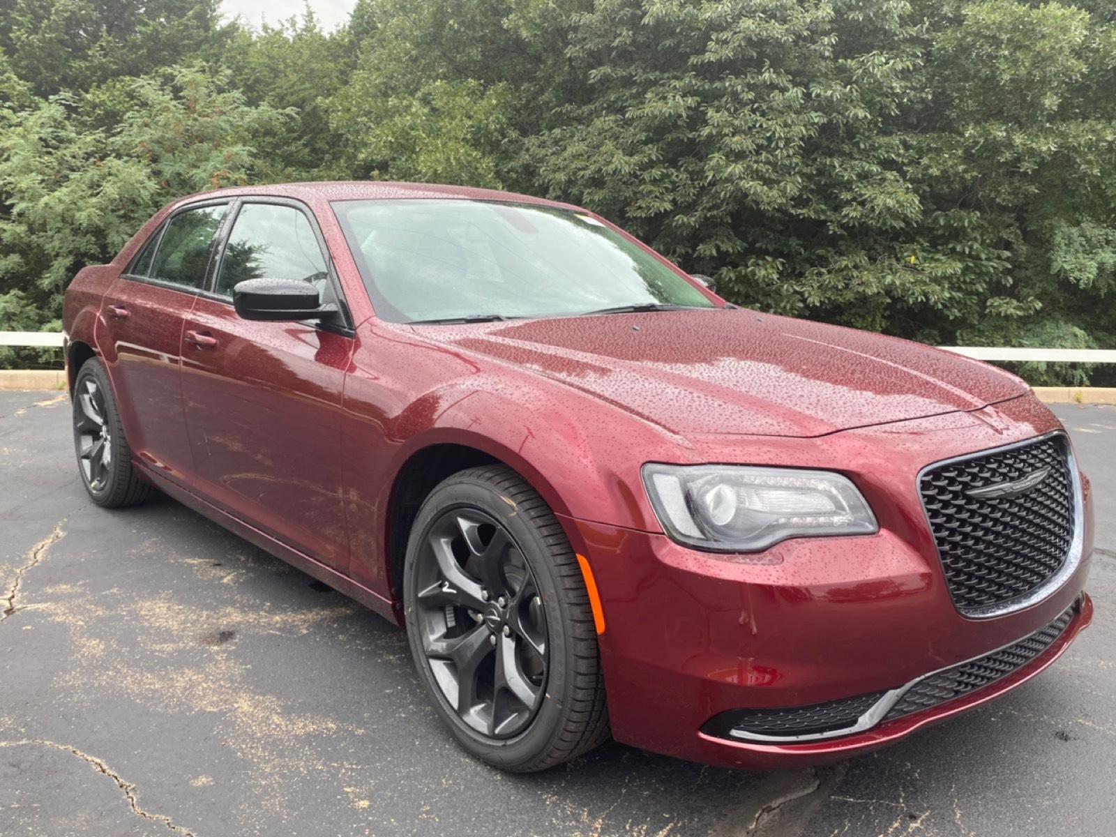 New 2020 Chrysler 300 Touring Rwd 4dr Car In Guthrie #lh189542 